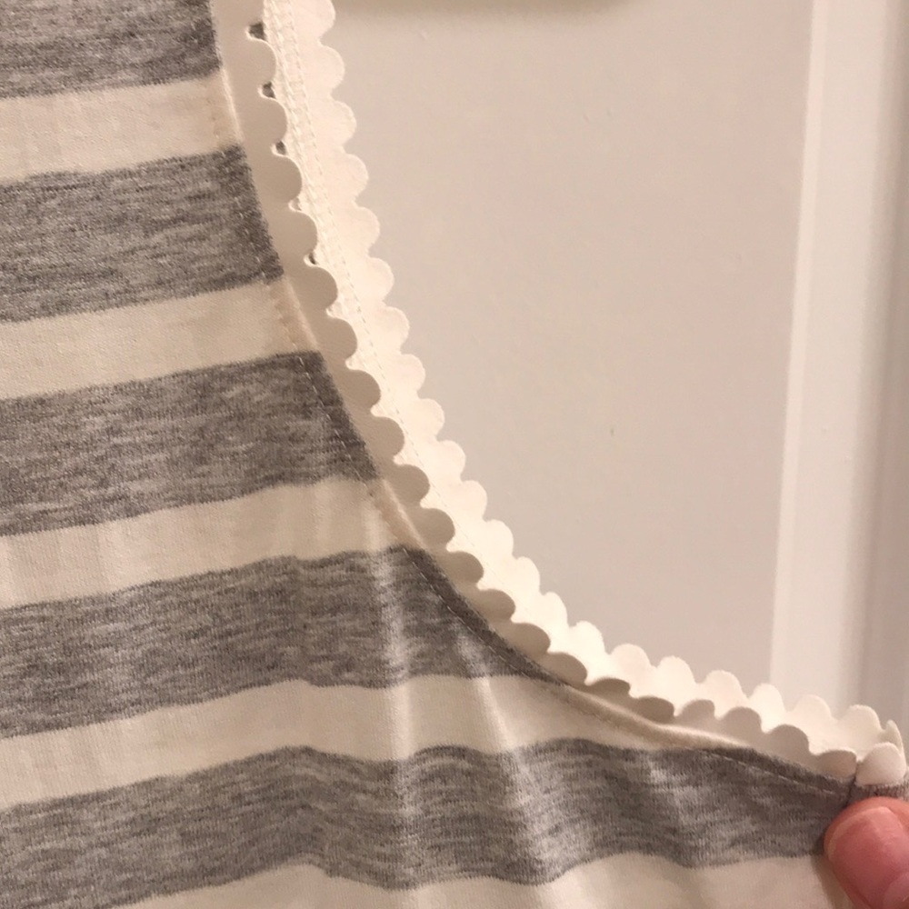 JCrew Tank tip - Picture 2 of 6